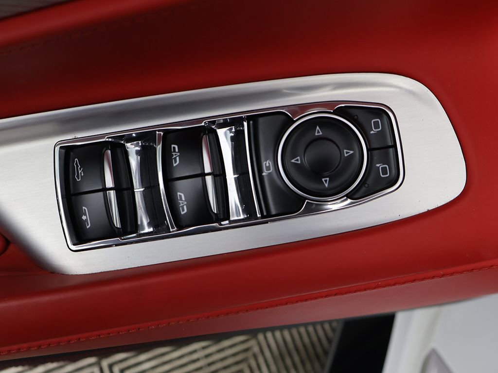 Used 2023 Chevrolet Corvette Stingray Premium Conv w/ Z51 Performance Package image 37