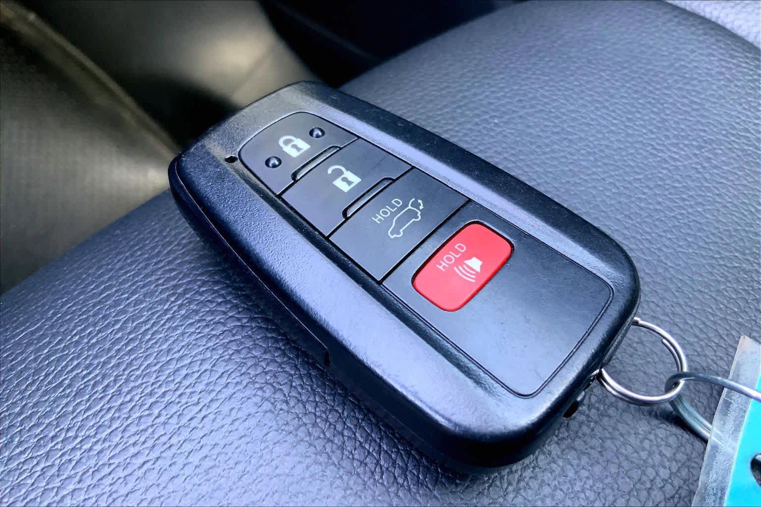 Used 2023 Toyota Highlander XLE image 15
