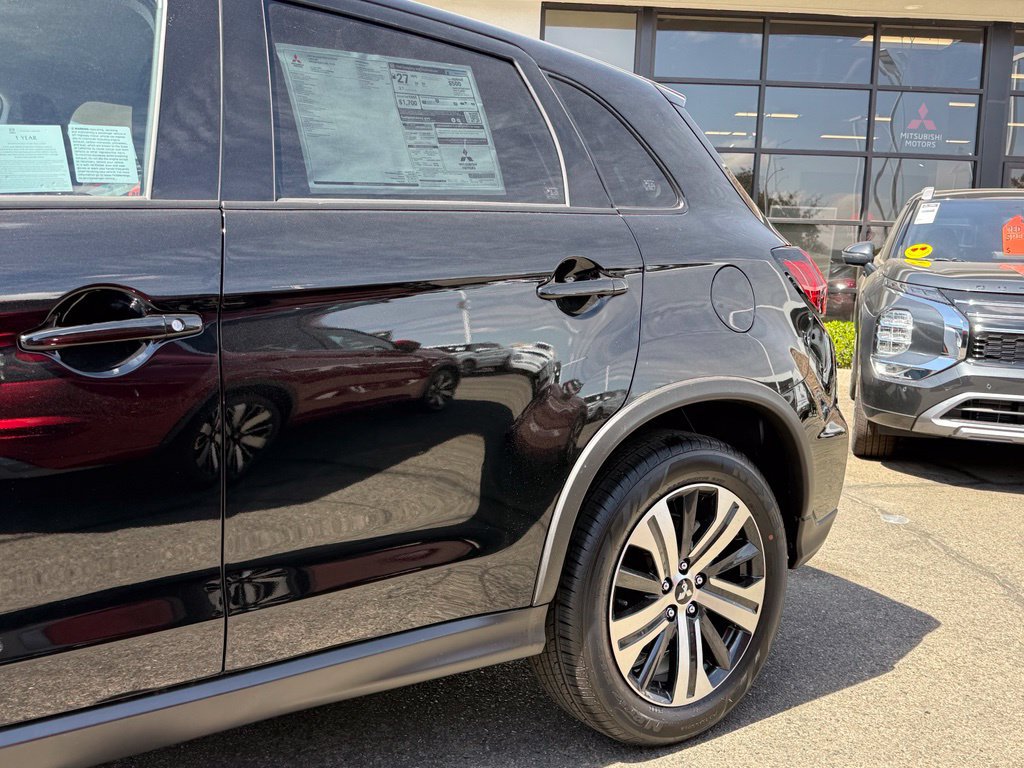 New 2027 Mitsubishi Outlander Sport ES FWD image 7