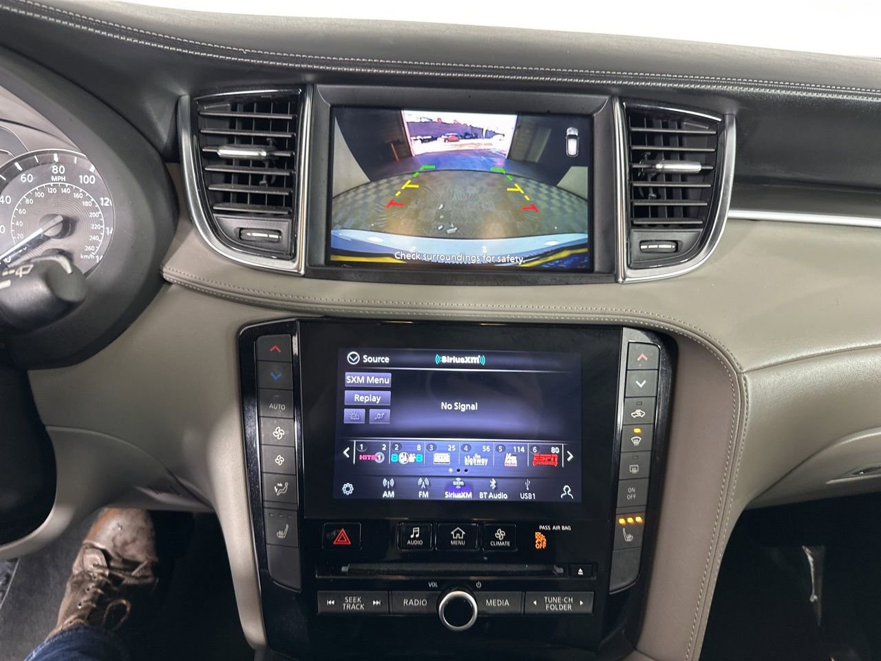 Used 2023 INFINITI QX50 Luxe image 20