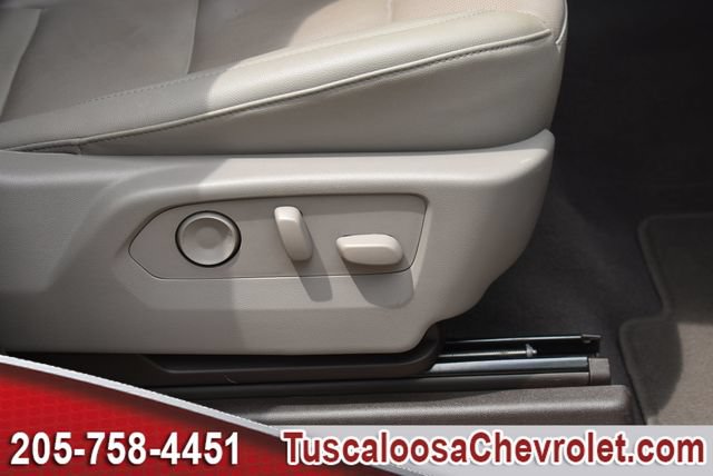 Used 2022 GMC Sierra 1500 SLT w/ X31 Off-Road Package AWD/4WD image 23