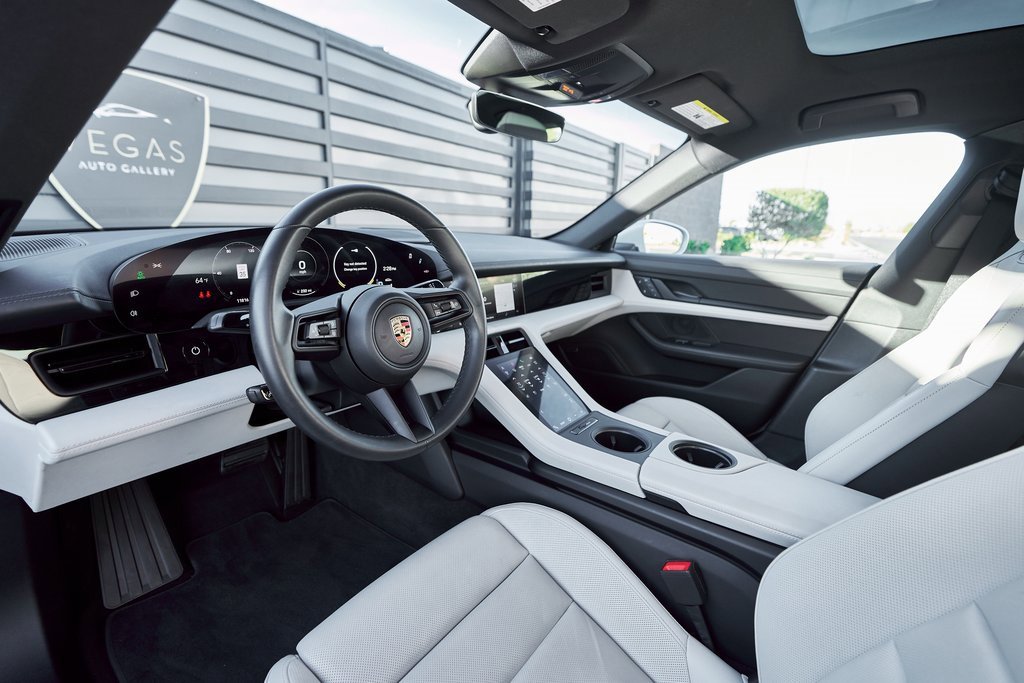 Used 2023 Porsche Taycan 4S w/ Premium Package image 2