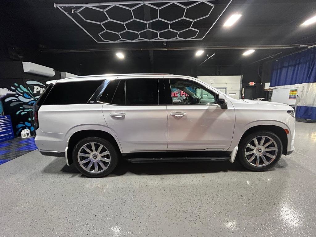 Used 2022 Cadillac Escalade Premium Luxury Platinum image 8