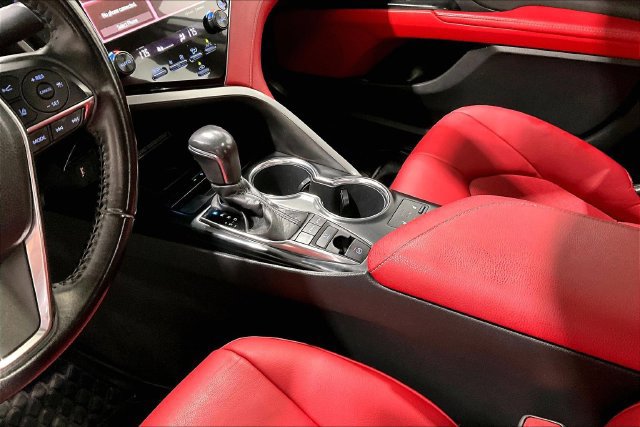 Used 2019 Toyota Camry XSE FWD image 22