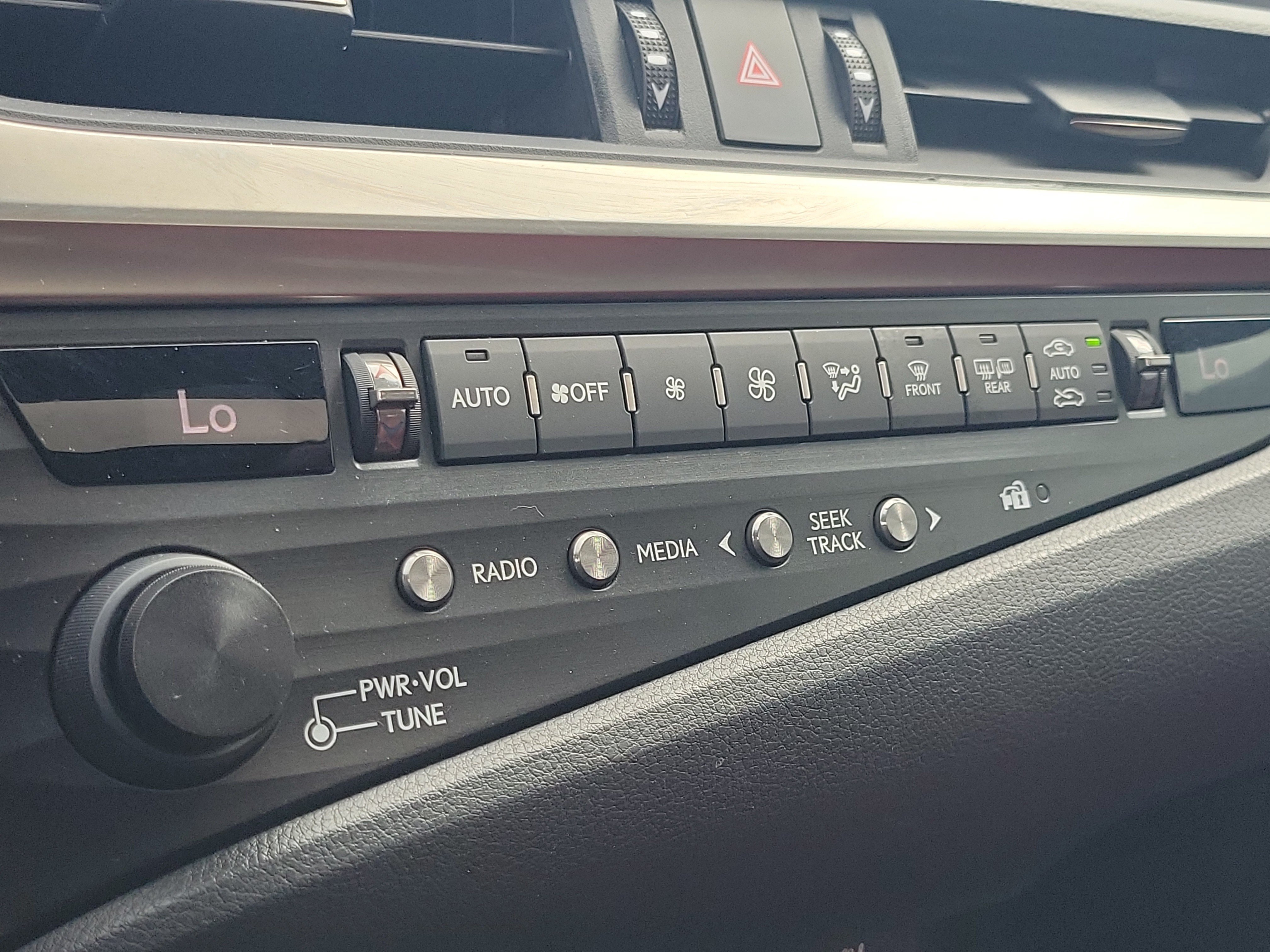 Used 2019 Lexus ES 350 F Sport w/ Accessory Package 2 FWD image 27