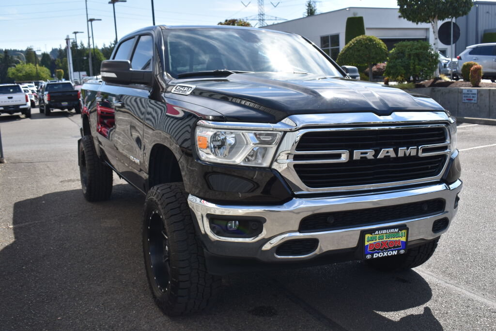 Used 2019 RAM 1500 Big Horn AWD/4WD image 3
