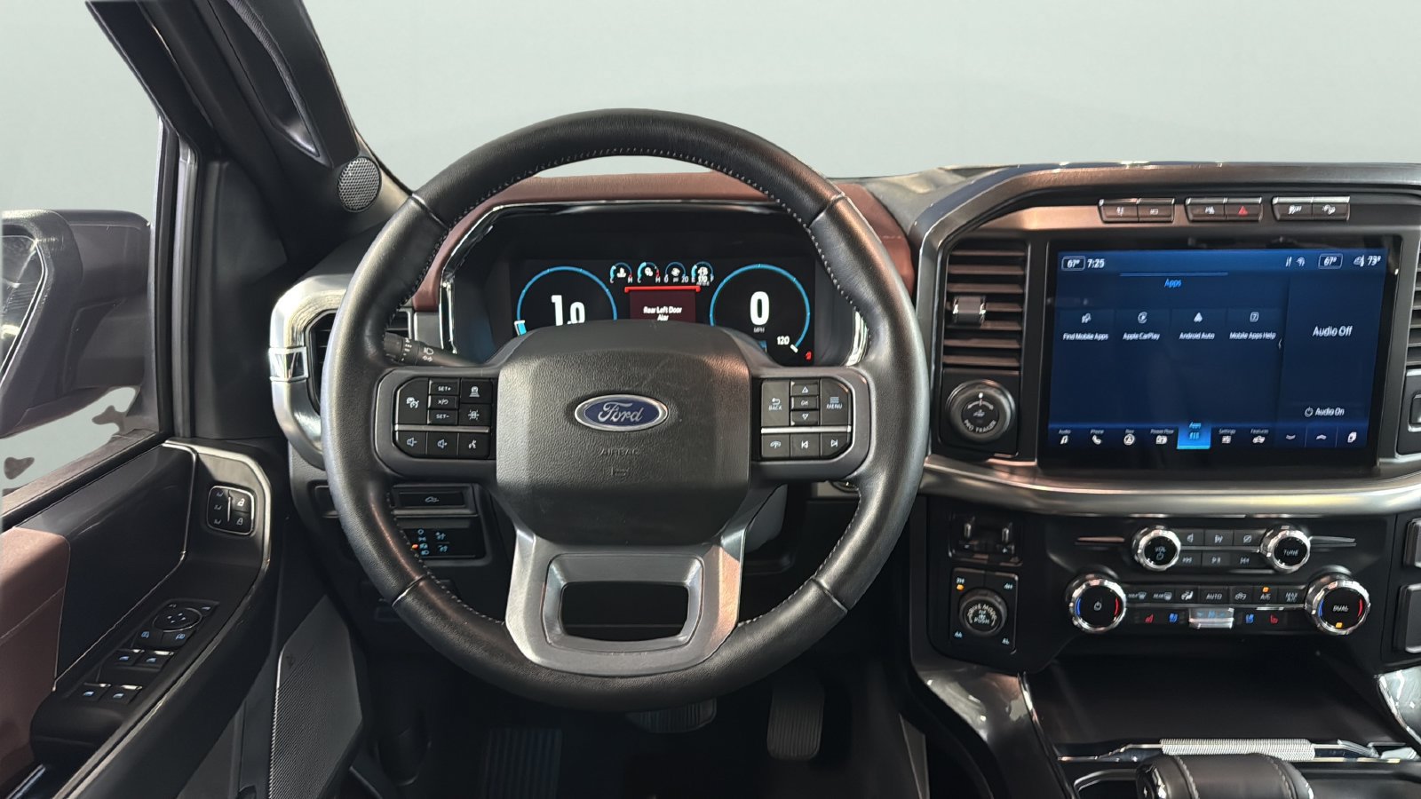 Used 2023 Ford F150 Lariat AWD/4WD image 12