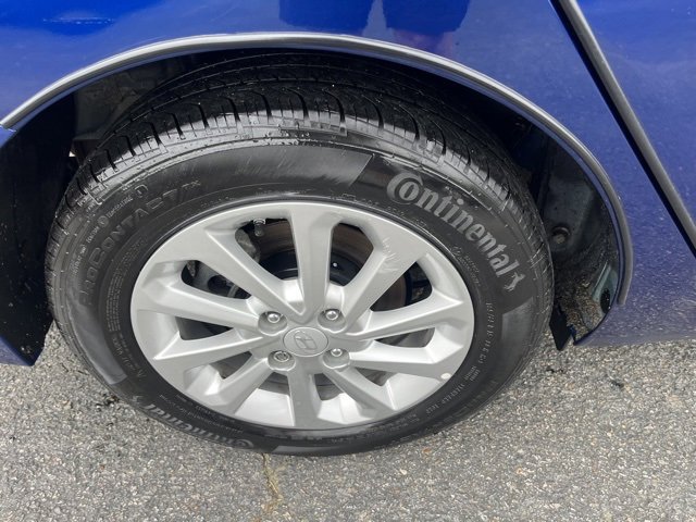 Used 2022 Hyundai Accent SEL image 30