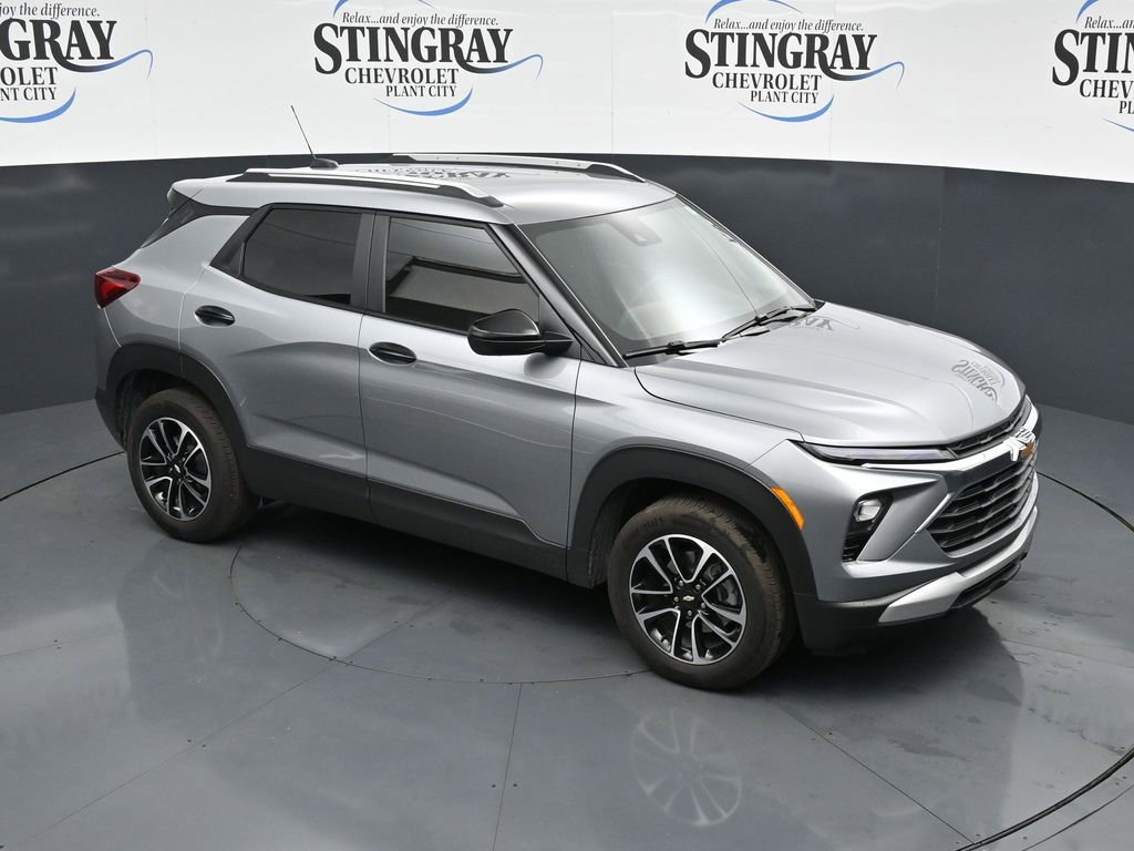 Used 2024 Chevrolet TrailBlazer LT w/ Convenience Package image 9