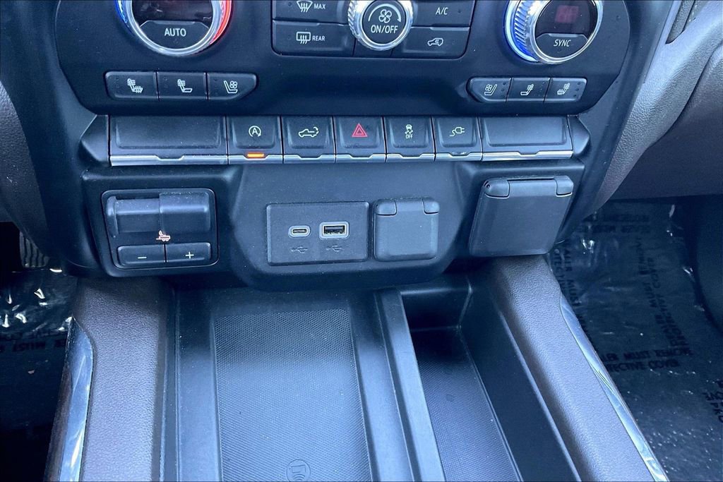 Used 2020 GMC Sierra 1500 SLT RWD image 32