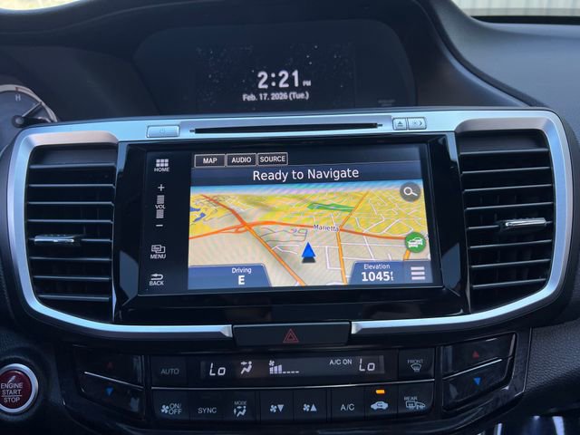 Used 2016 Honda Accord Touring image 22