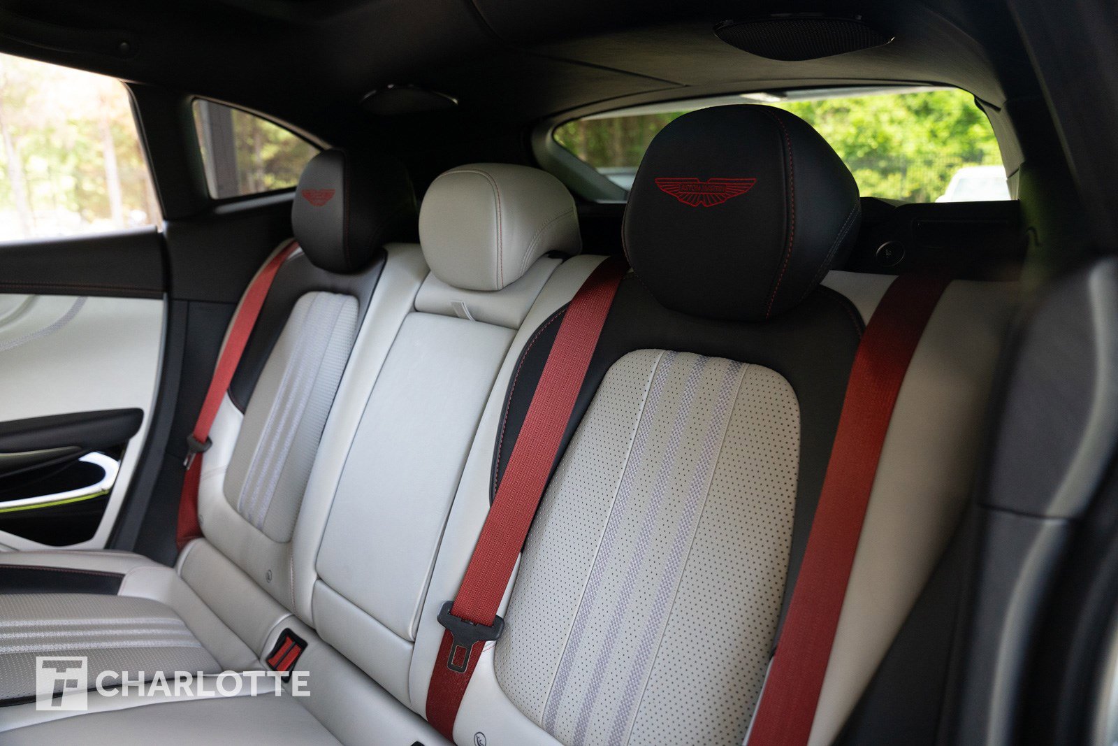 Used 2025 Aston Martin DBX 707 AWD/4WD image 36