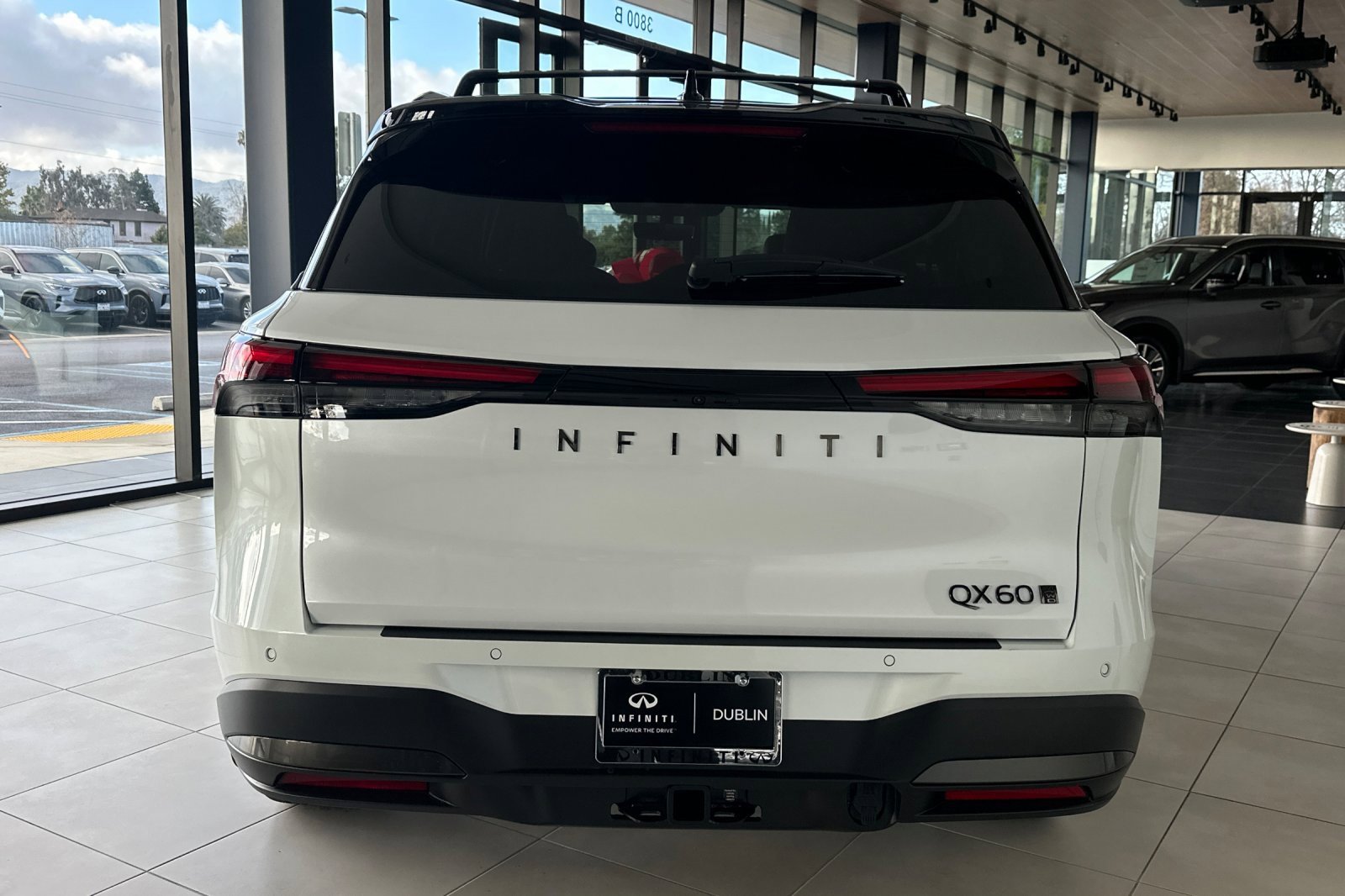 New 2026 INFINITI QX60 Autograph w/ Dark Cargo Package image 4