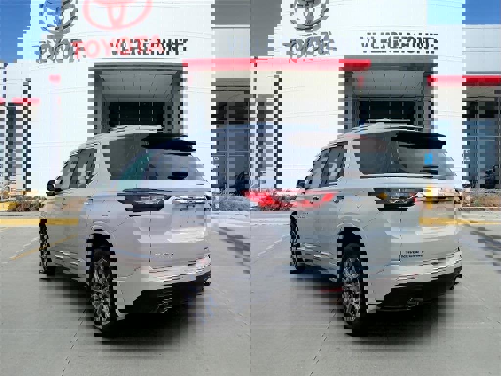 Used 2019 Chevrolet Traverse Premier image 4