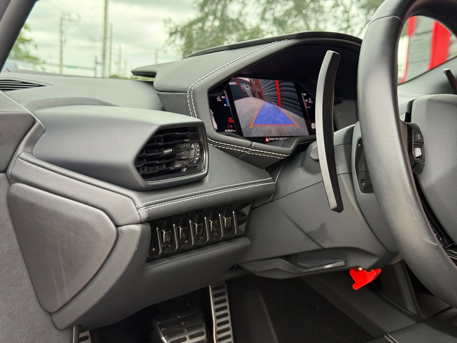Used 2018 Lamborghini Huracan LP 580-2 RWD image 42