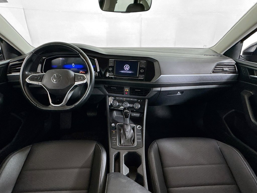 Used 2024 Volkswagen Jetta SE FWD image 27