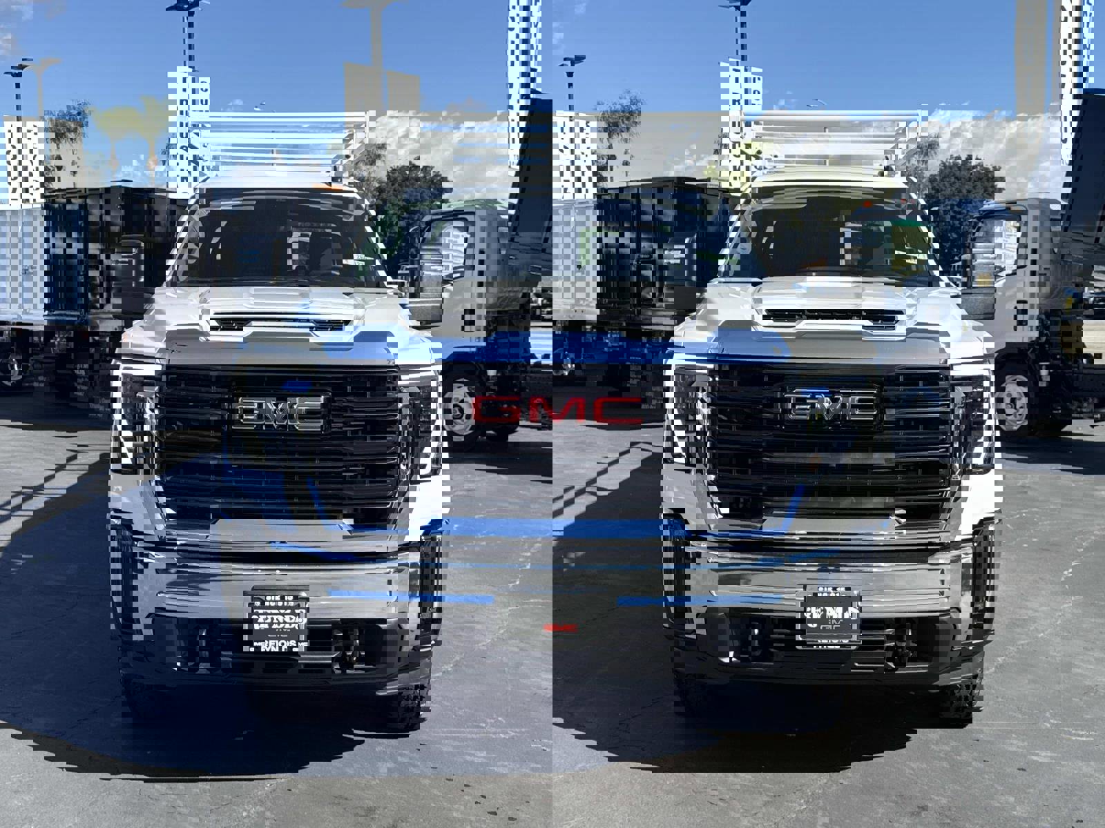 New 2026 GMC Sierra 2500 Pro w/ Convenience Package image 2