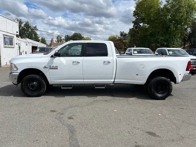 Used 2018 RAM 3500 SLT image 4