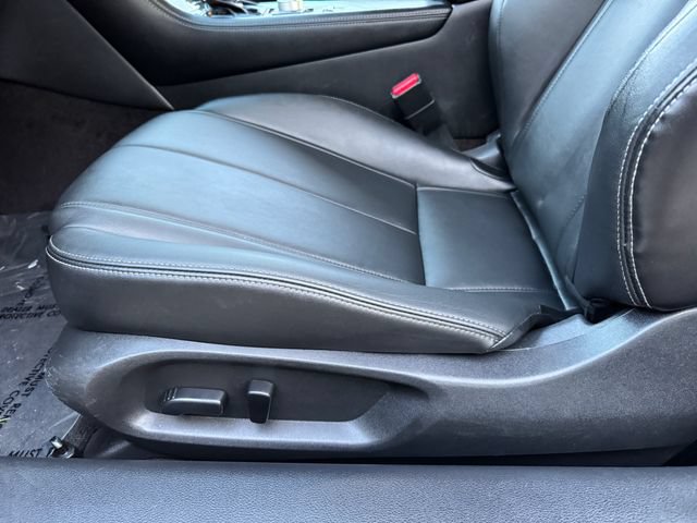 Used 2018 INFINITI Q60 3.0t Luxe AWD/4WD image 15