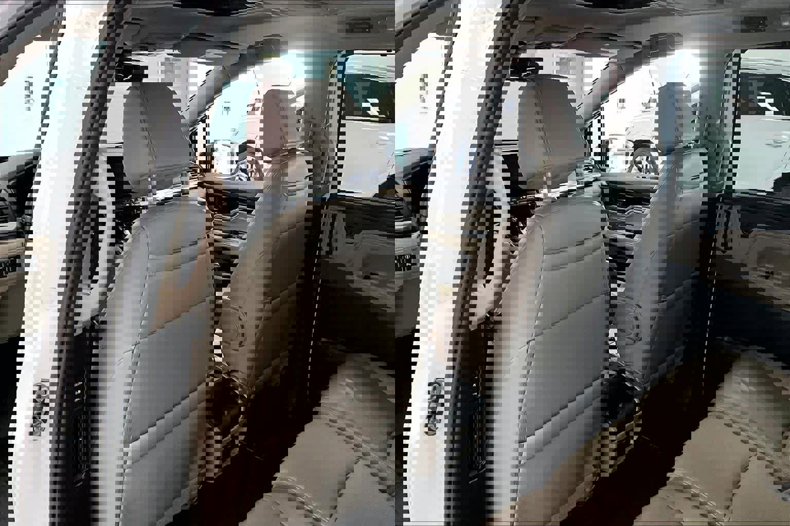 Used 2023 Honda Odyssey Touring image 11