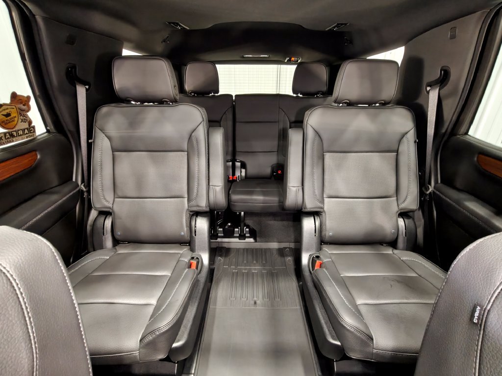 Used 2025 GMC Yukon Denali w/ Sun & Power Step Package AWD/4WD image 26