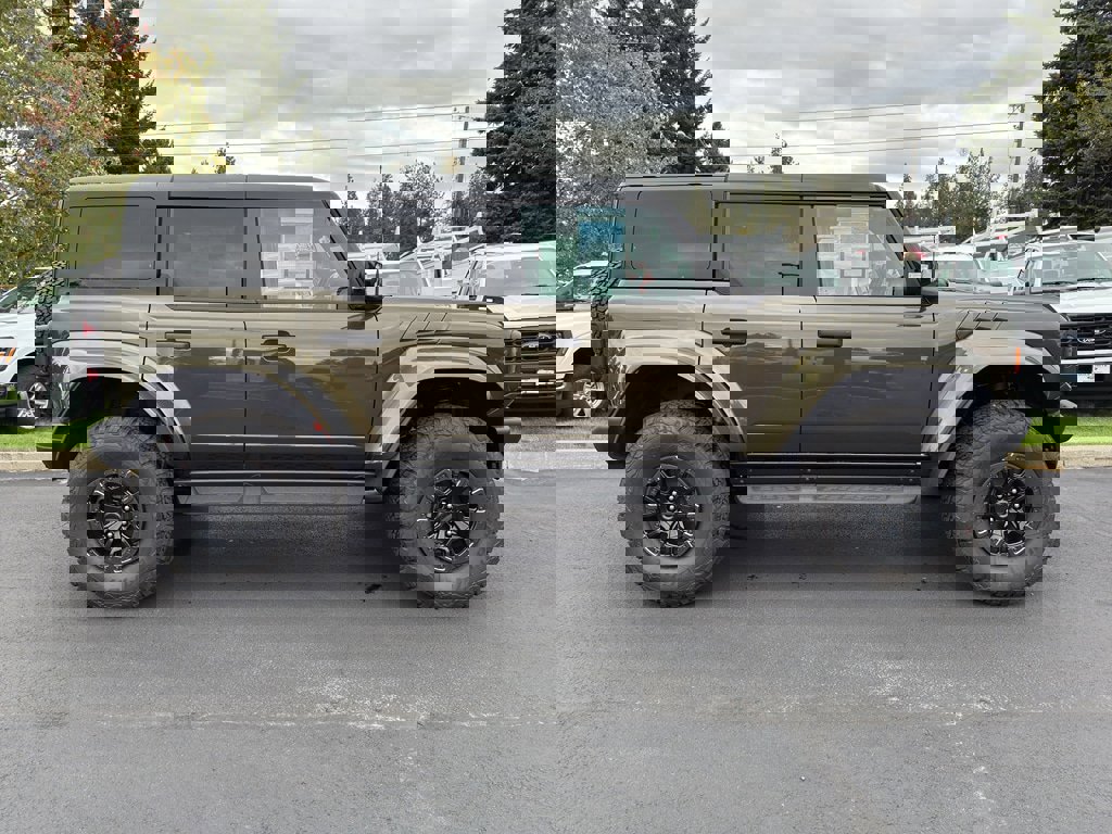 New 2025 Ford Bronco Raptor image 4