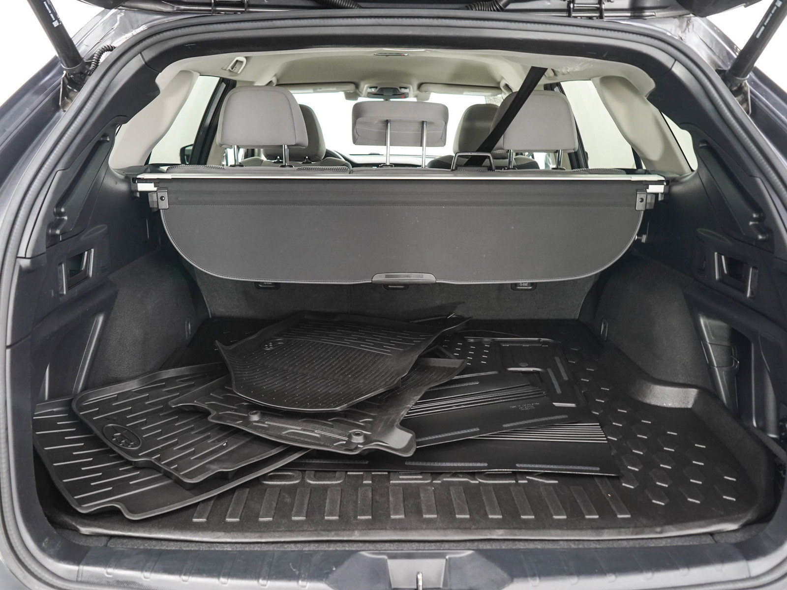 Used 2022 Subaru Outback Premium AWD/4WD image 9