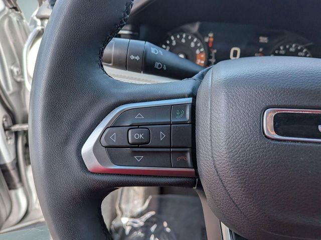 Used 2025 Jeep Compass Limited AWD/4WD image 19