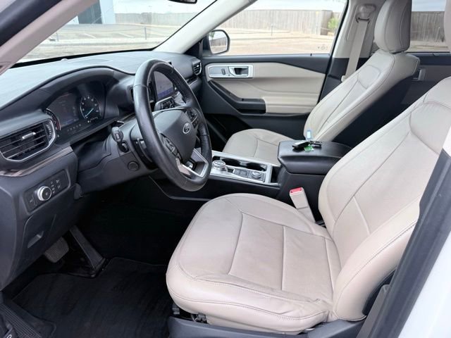 Used 2020 Ford Explorer Limited w/ Class III Trailer Tow Package image 15