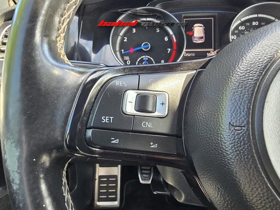 Used 2016 Volkswagen Golf R 4-Door AWD/4WD image 25