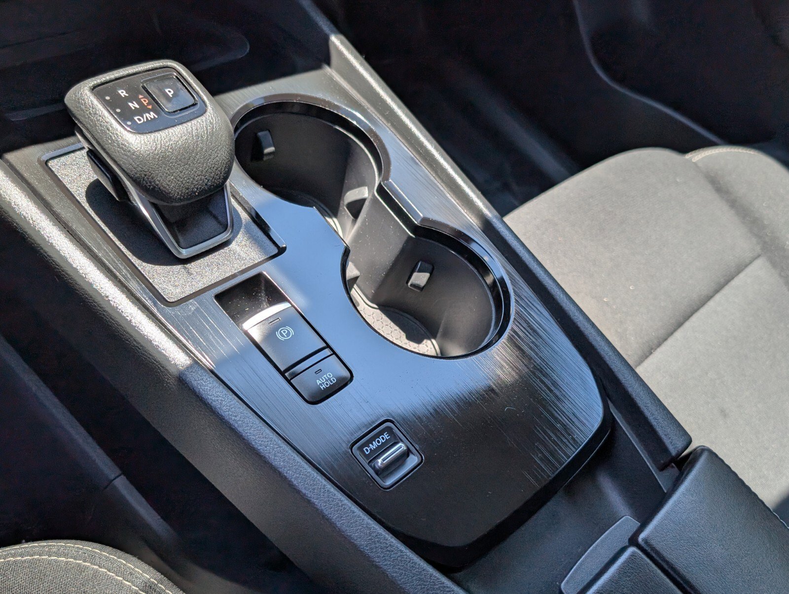Used 2023 Nissan Rogue S FWD image 26