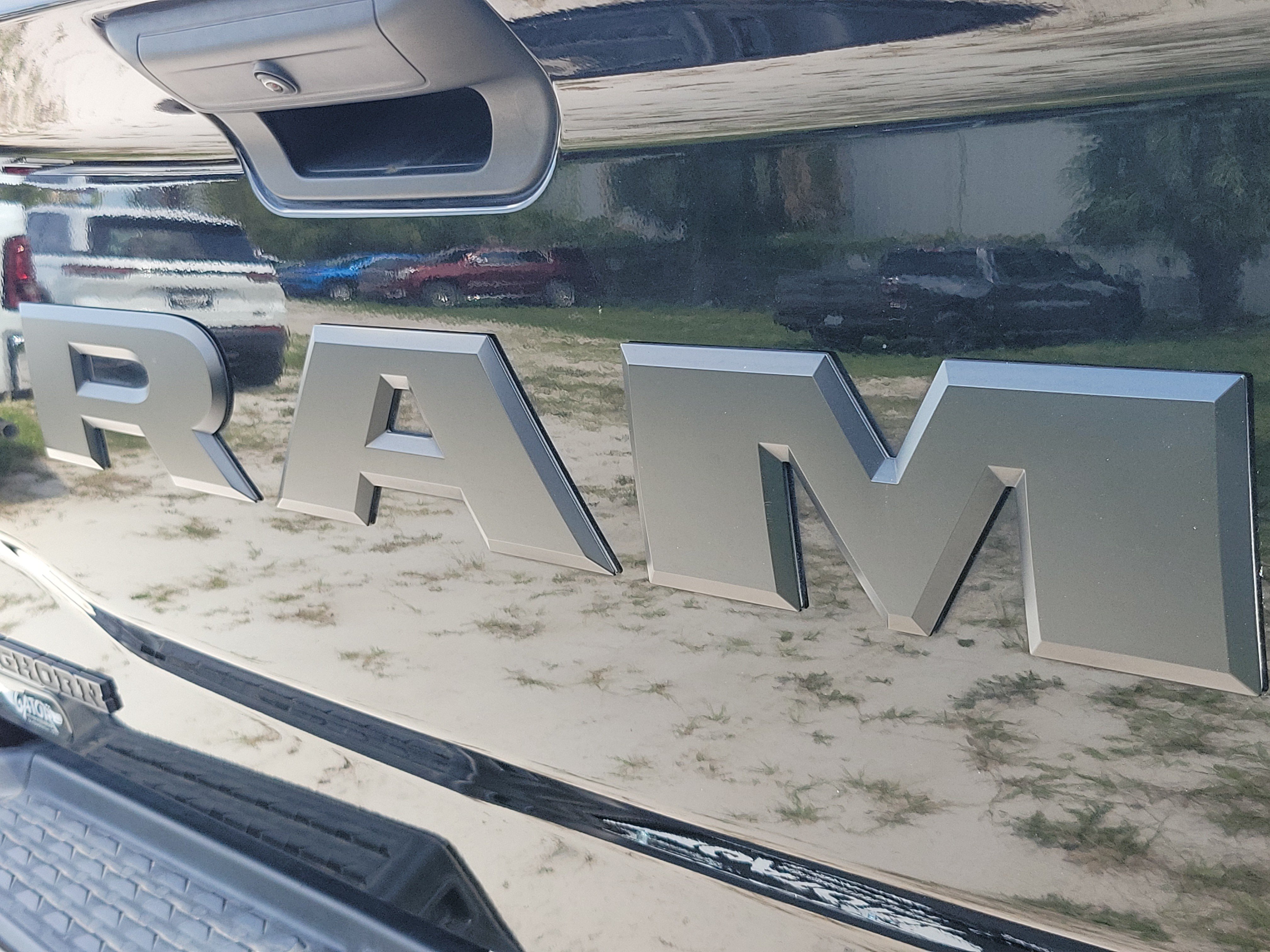 Used 2025 RAM 2500 Big Horn AWD/4WD image 6