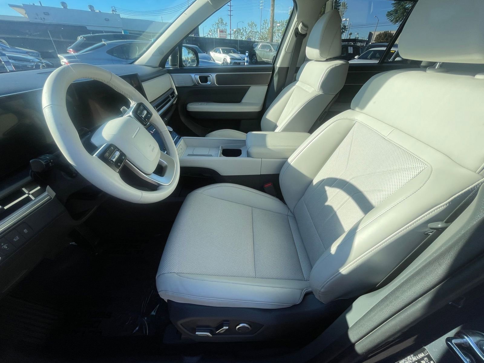 Used 2025 Hyundai Santa Fe SEL image 27