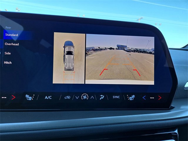 New 2026 Chevrolet Traverse LT w/ Midnight/Sport Edition image 23