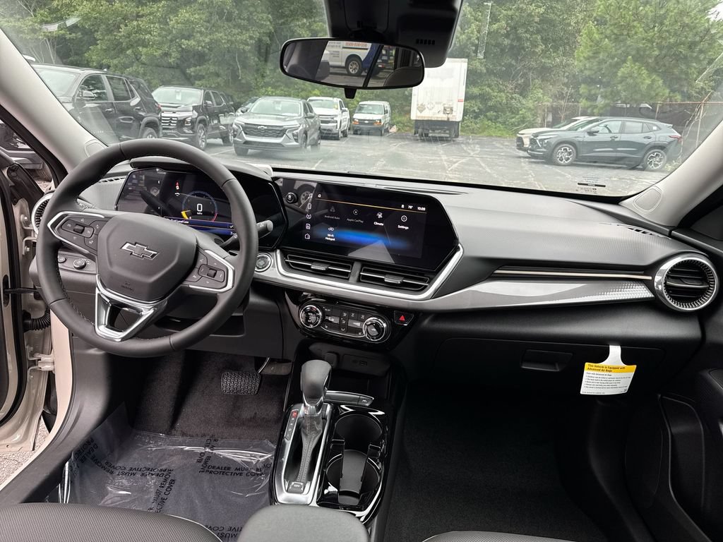 Used 2026 Chevrolet Trax ACTIV w/ Driver Confidence Package FWD image 31
