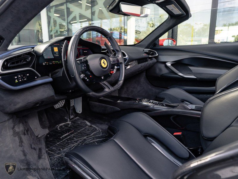 Used 2023 Ferrari 296 GTS RWD image 34
