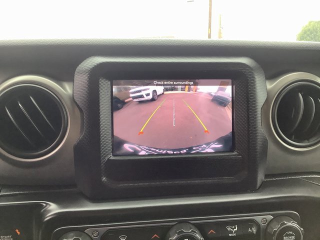 Used 2020 Jeep Wrangler Sport S image 18