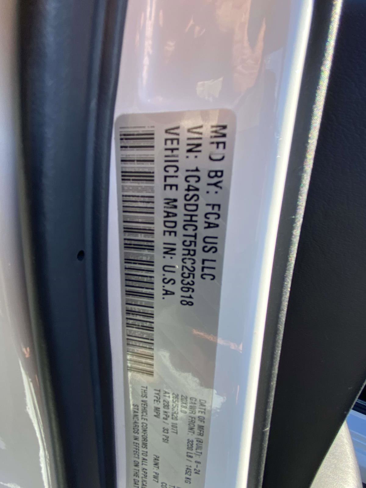 Certified 2024 Dodge Durango R/T image 9