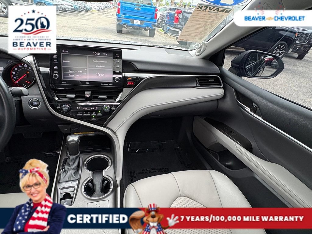 Used 2021 Toyota Camry XSE FWD image 17