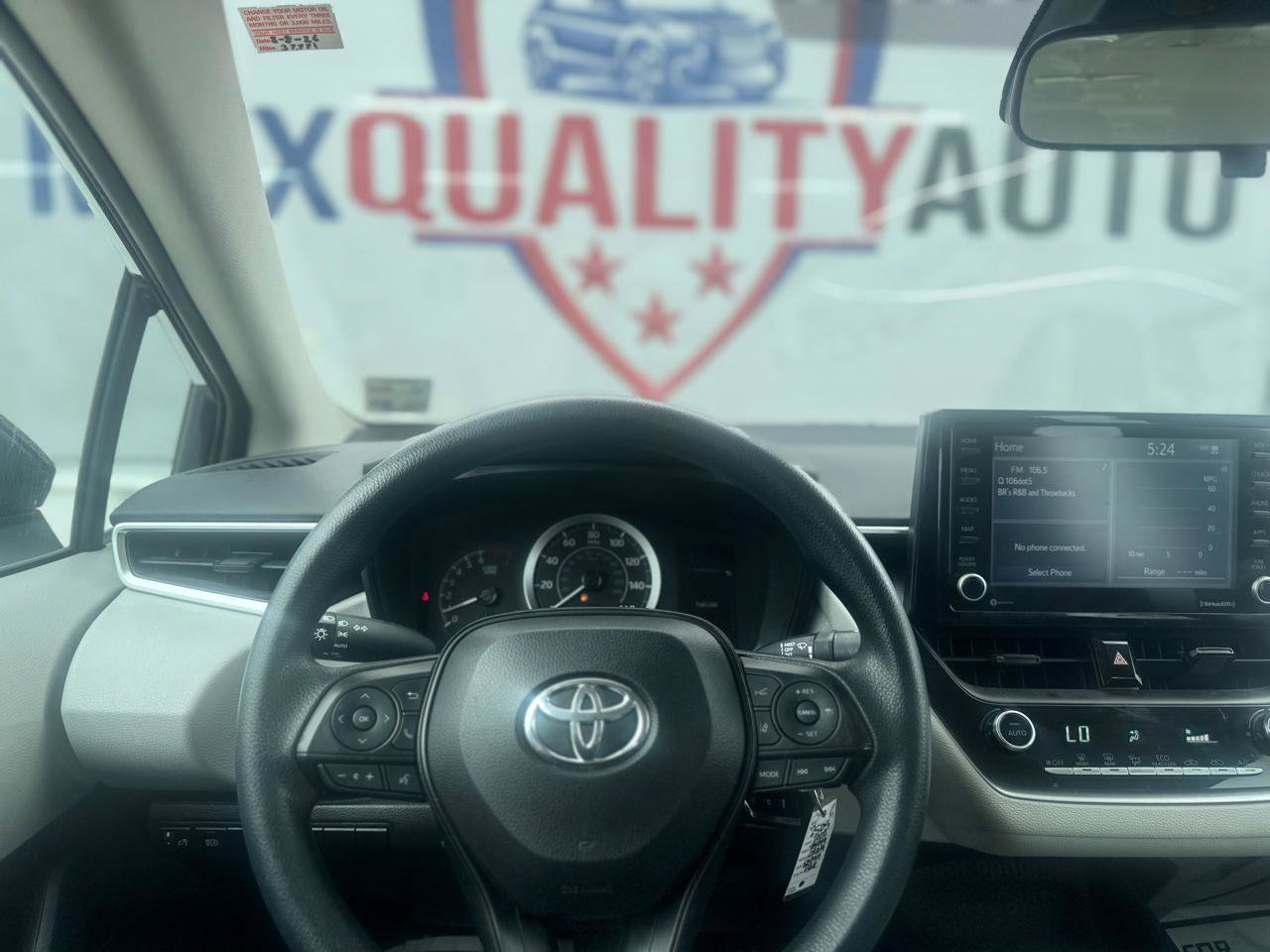 Used 2022 Toyota Corolla LE FWD image 48