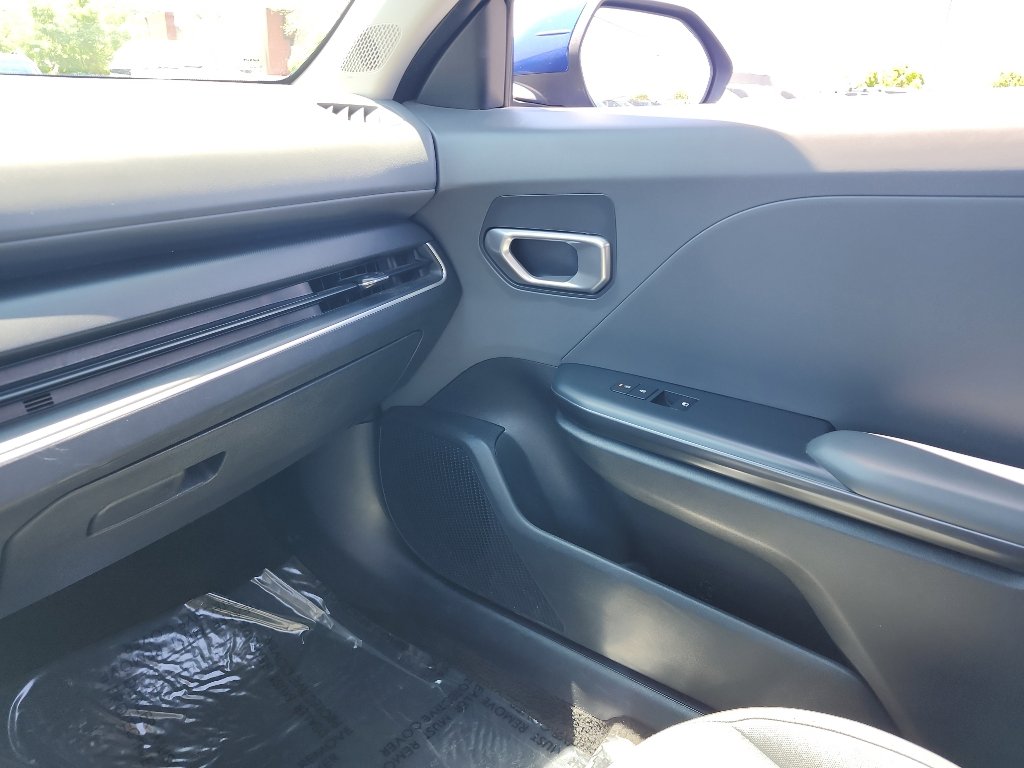 Used 2025 Kia K4 FWD image 31