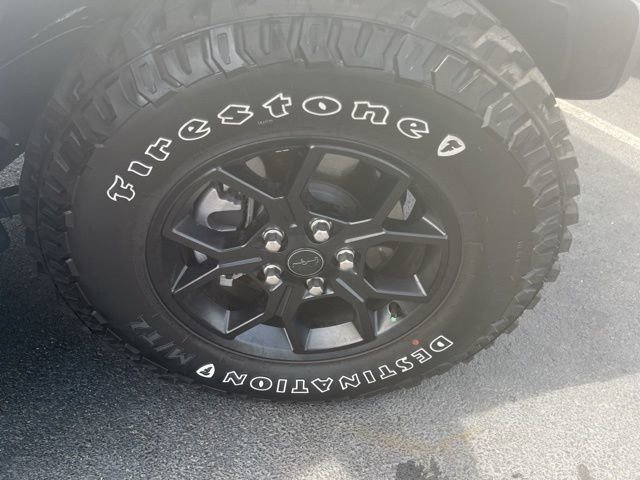 Used 2025 Jeep Gladiator Sport image 7