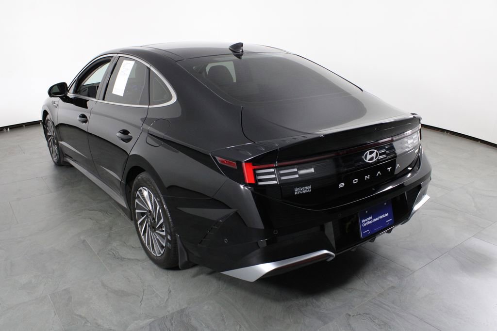 Certified 2024 Hyundai Sonata Limited FWD image 4