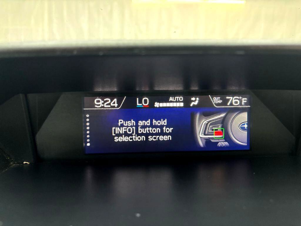 Used 2018 Subaru Crosstrek 2.0i Limited image 19