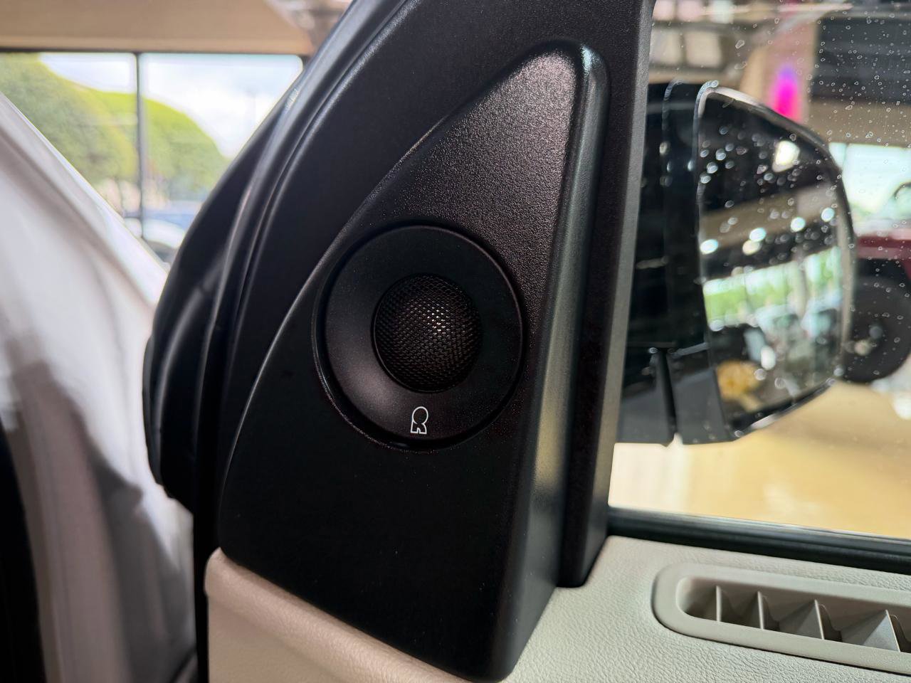 Used 2018 Lincoln Navigator Reserve w/ Technology Package AWD/4WD image 16