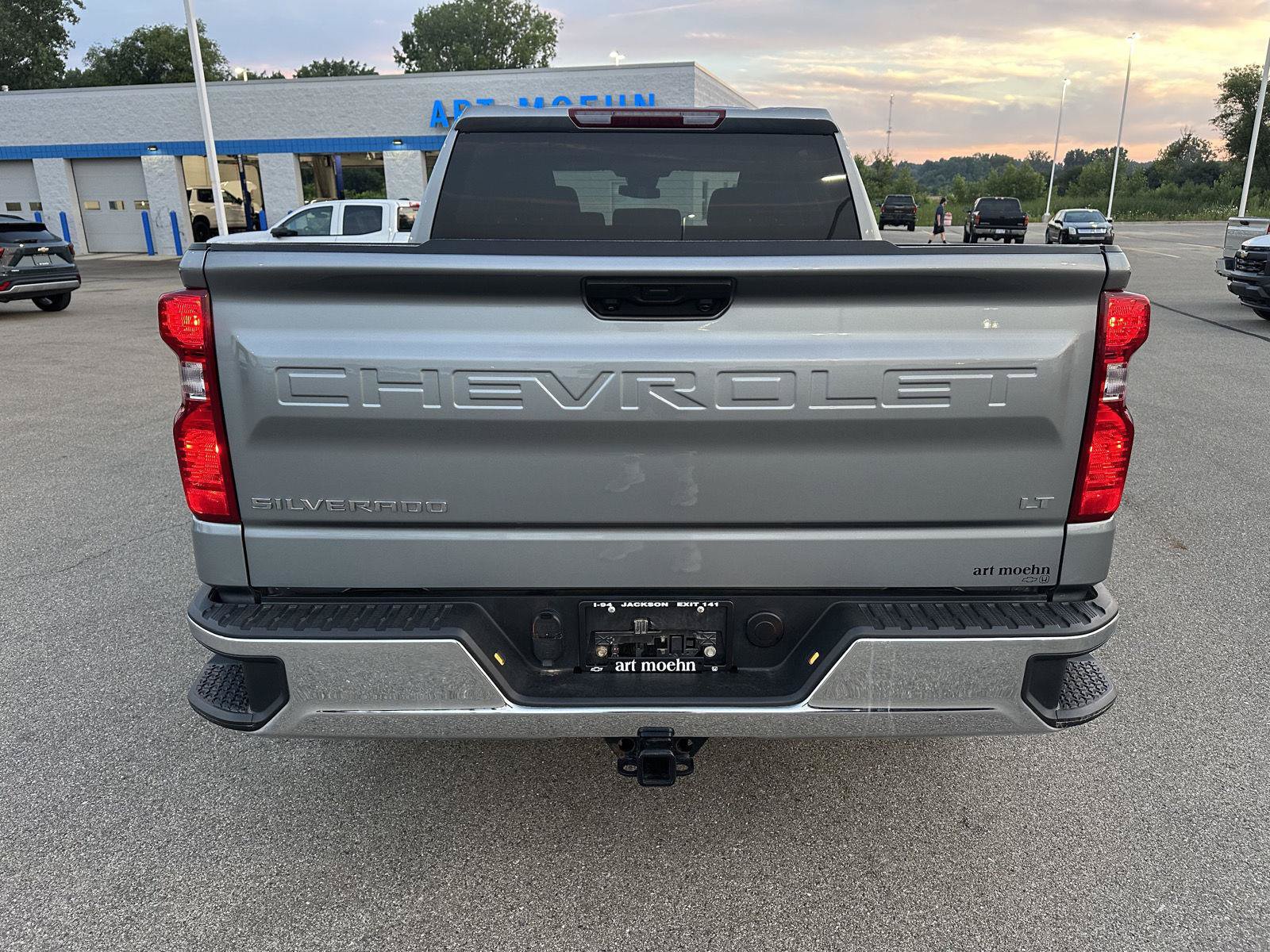 Used 2024 Chevrolet Silverado 1500 LT AWD/4WD image 6