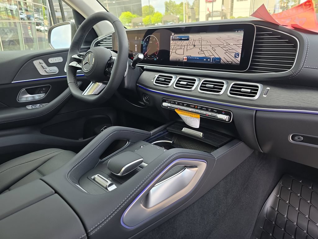 New 2026 Mercedes-Benz GLS 450 4MATIC image 18