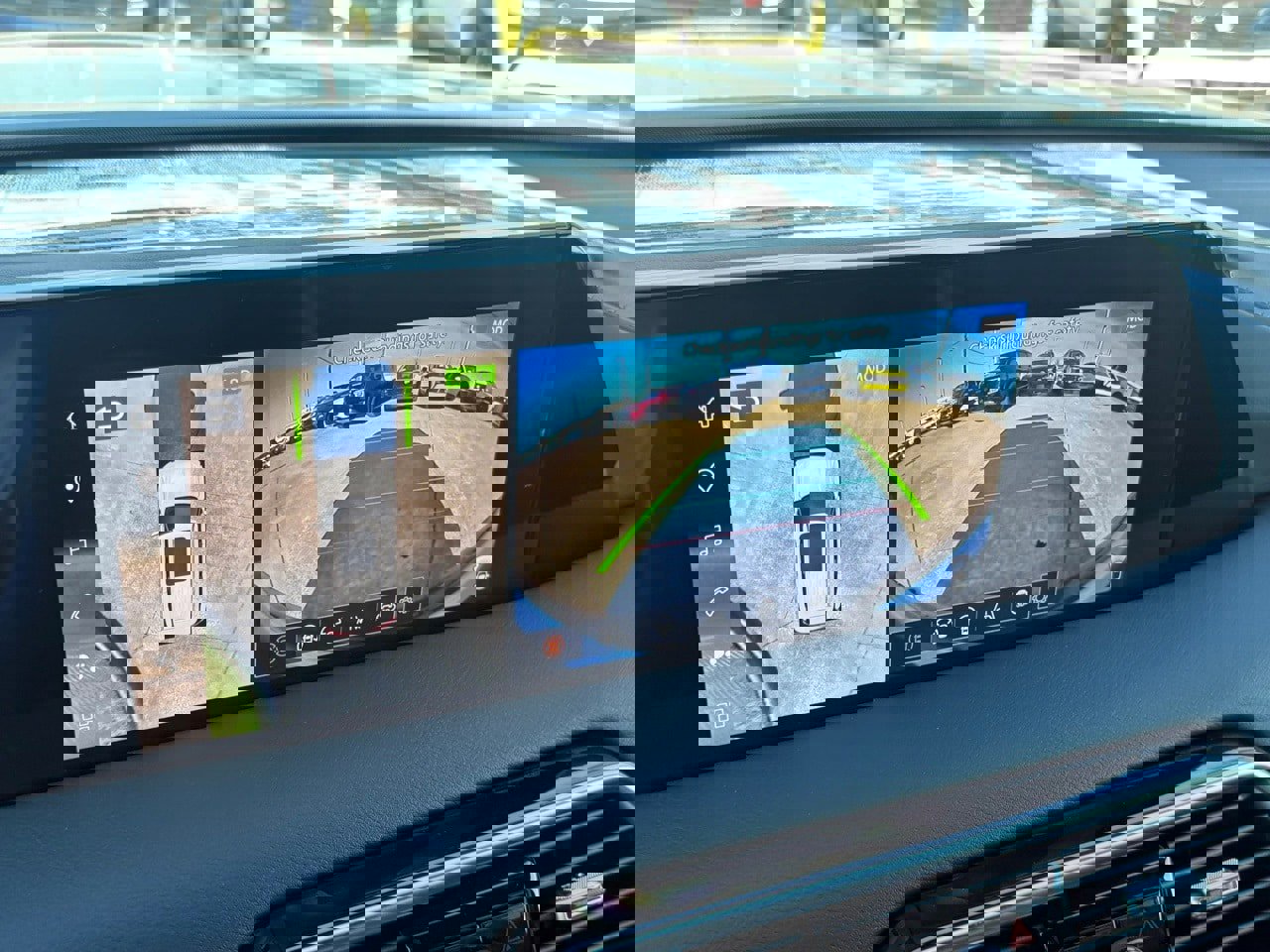 New 2026 Nissan Armada SL image 14