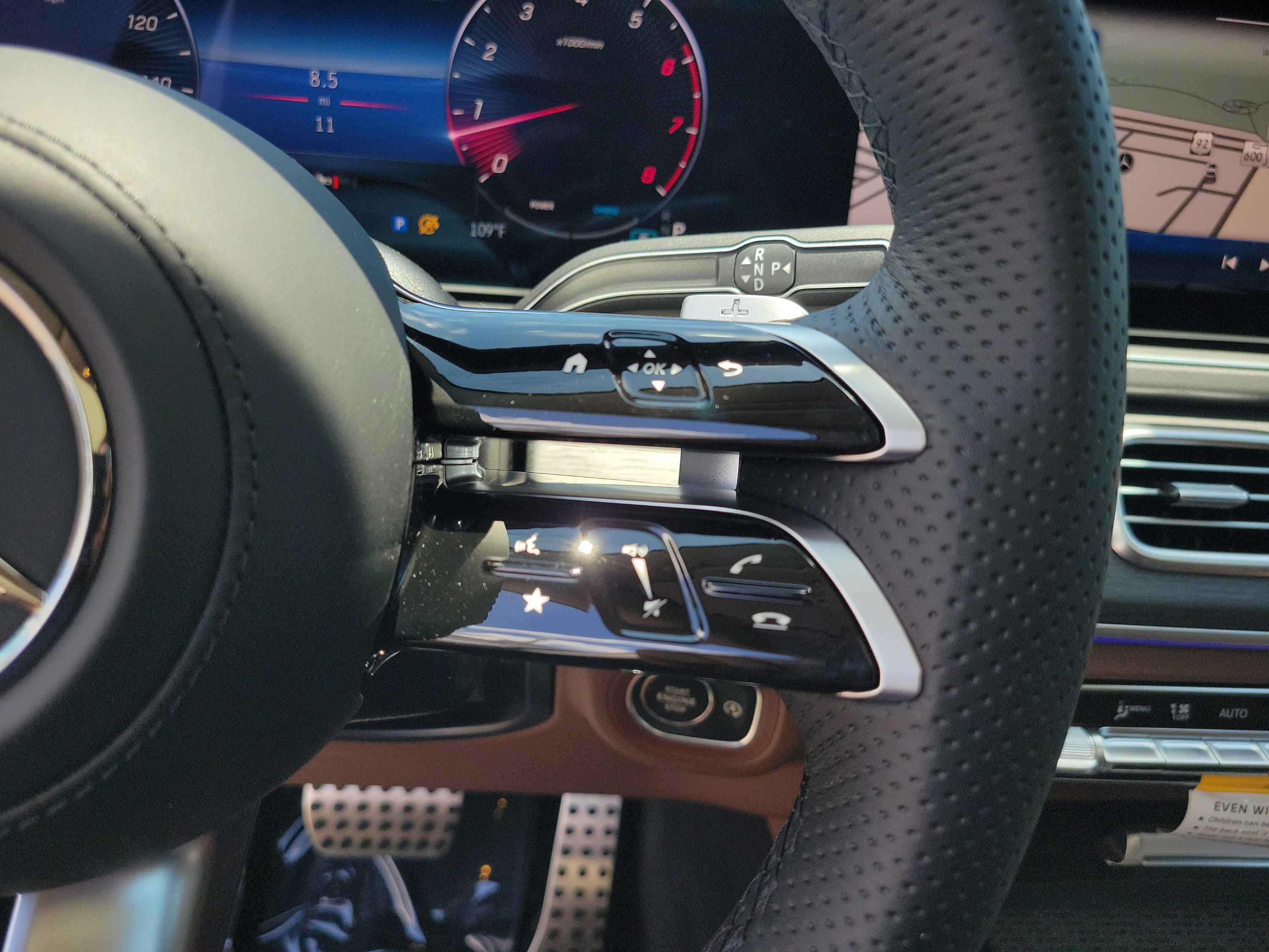 New 2026 Mercedes-Benz GLS 450 4MATIC image 19