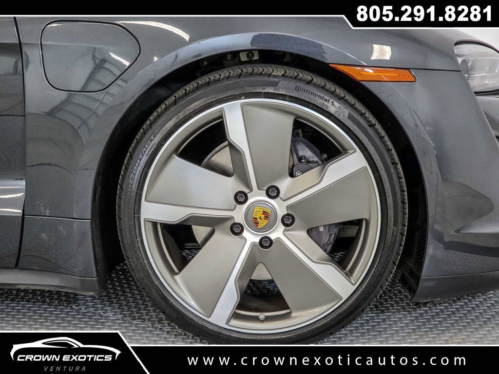 Used 2023 Porsche Taycan w/ Premium Package image 15